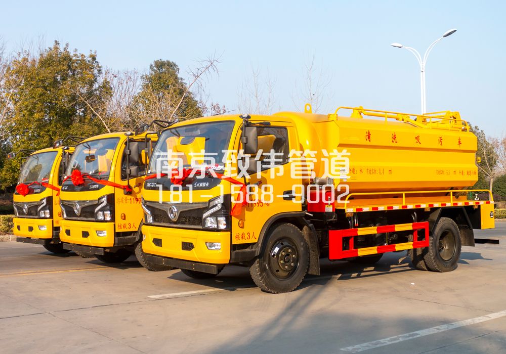 369月安多利卡吸污车